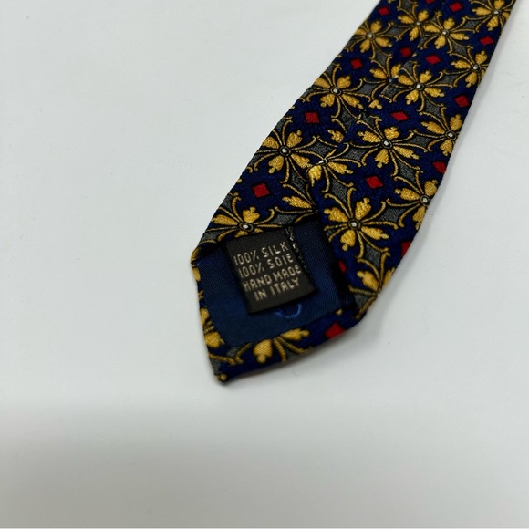 Valentino Cravatte 100% Silk Necktie - Picture 6 of 7